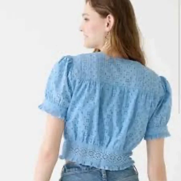 J. Crew Button Front Cropped Eyelet Top Blouse Hydrangea Blue size Medium - Picture 6 of 15